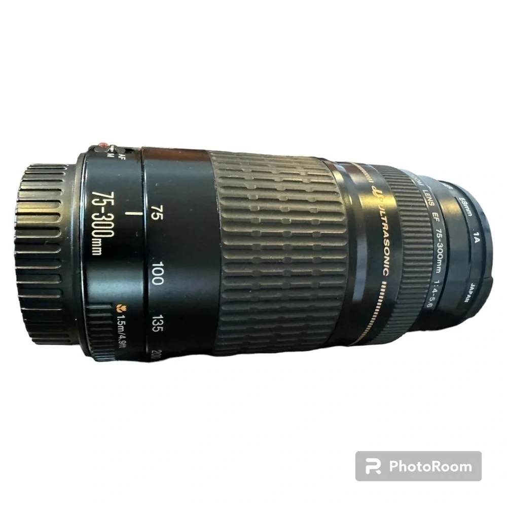 Cannon EF 75-300mm f/4-5.6 Ultasonic compact zoom lens with haze filter